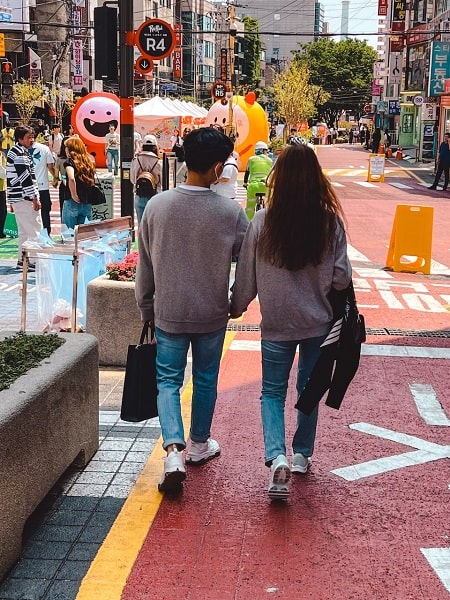 pareja vistiendo igual en corea del sur