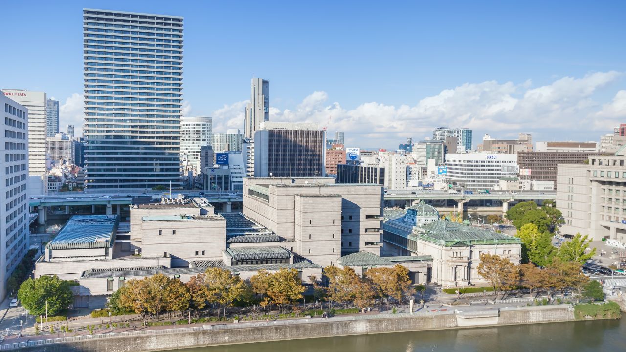 donde alojarse en osaka